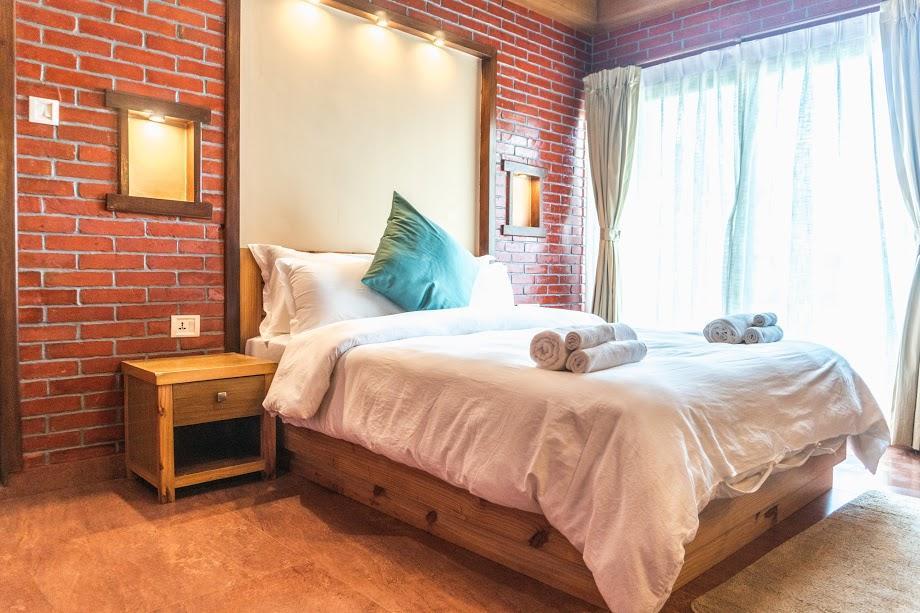 Big Pillow Inn Pokhara Exterior foto