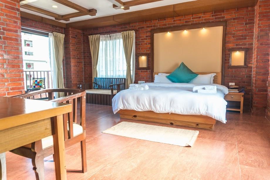 Big Pillow Inn Pokhara Exterior foto