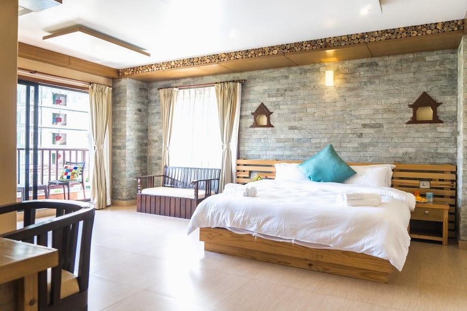 Big Pillow Inn Pokhara Exterior foto